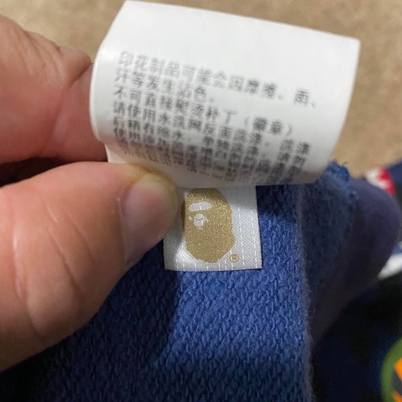 BAPE Shark XXL - Picture 7 of 7